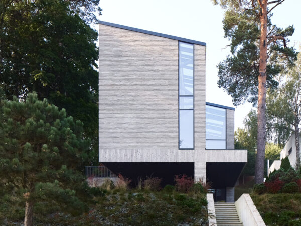 2025 House on a Slope