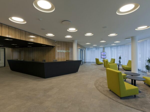 2012 United Agencies biuras