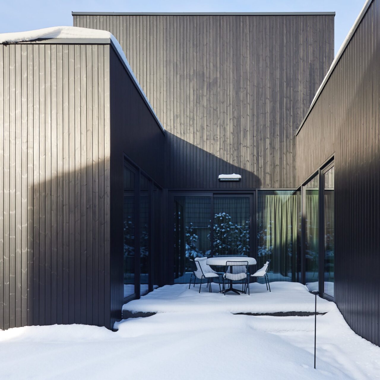 2021 Juodas namas - 9