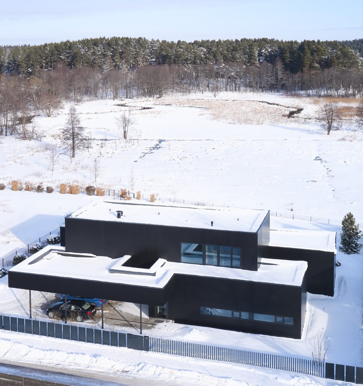 2021 Juodas namas - 6