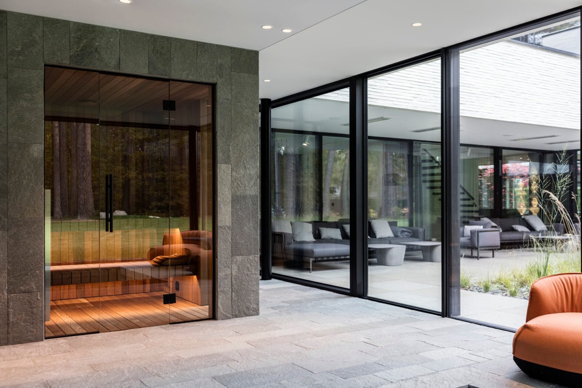 2021 Baltas namas - 16